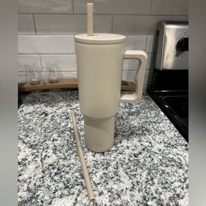 Simple Modern 40oz Trek Tumbler